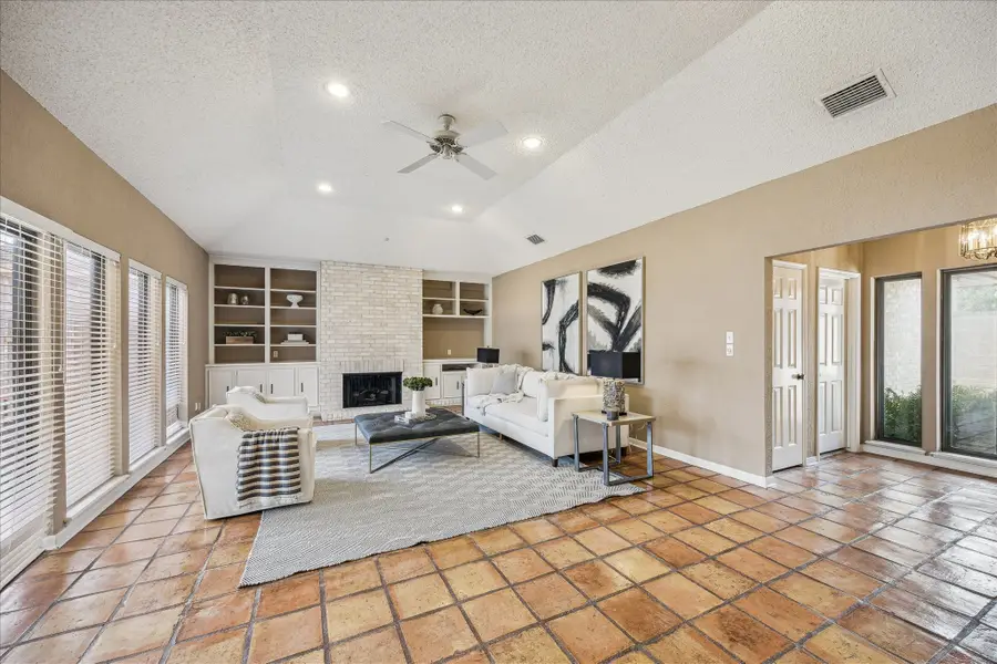 85 Crestwood Circle, Sugar Land, TX 77478 - #3