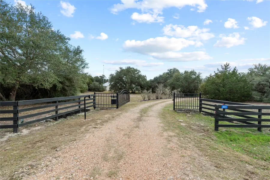 2051 Hillview Road, Bellville, TX 77418 - #2