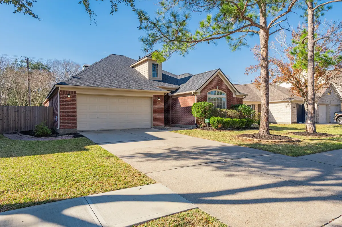 4426 Running Pine Drive, League City, TX 77573 - Image #1