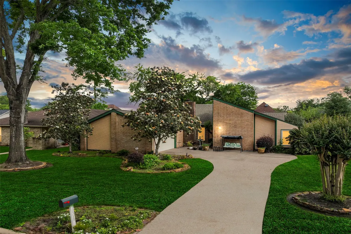 9006 Donys Drive, Houston, TX 77040 - #1