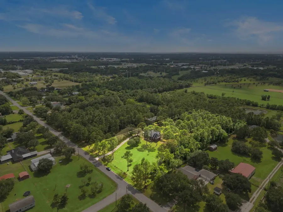 691 County Road 351, Alvin, TX 77511 - Image #3