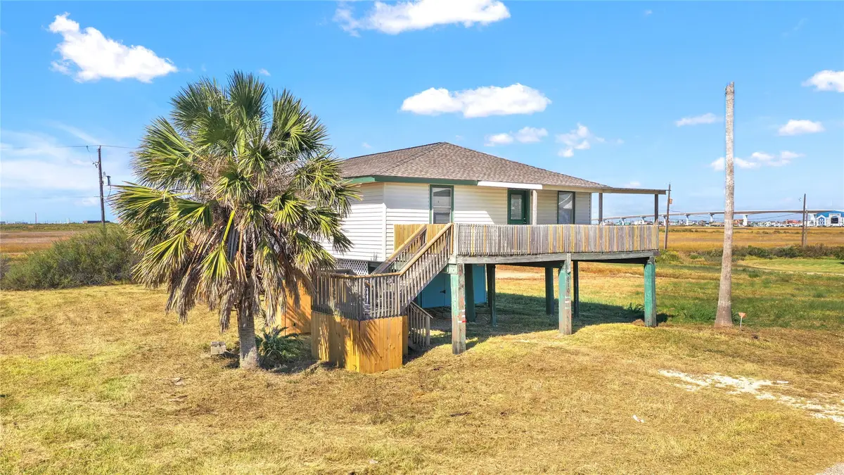 910 Monument Drive, Surfside Beach, TX 77541 - Image #1