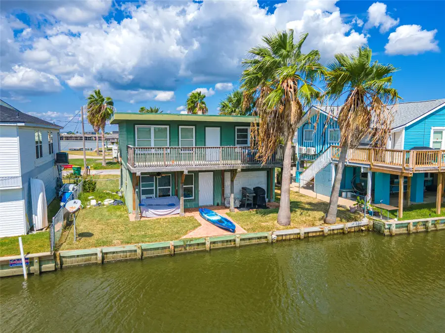 40 Lakeside Drive, Hitchcock, TX 77563 - #2