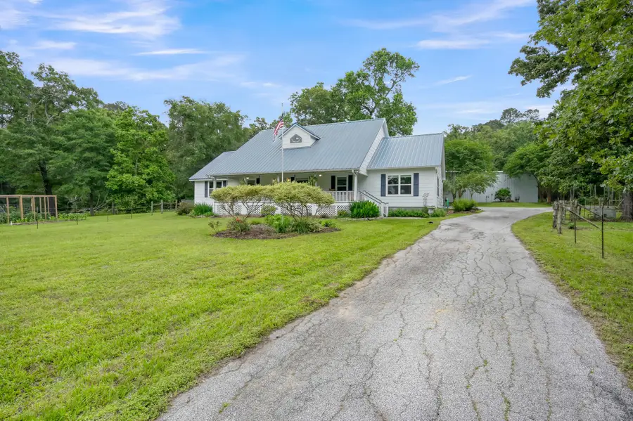 197 Sunset Lake, Huntsville, TX 77340 - #2
