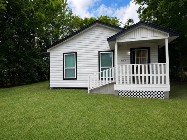 4706 N Wayside, Houston, TX 77028