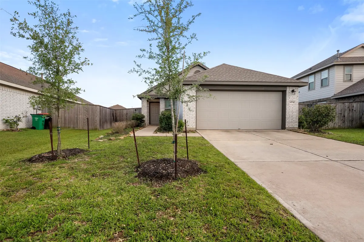 14534 Broadbury Pond Road, Rosharon, TX 77583 - #1