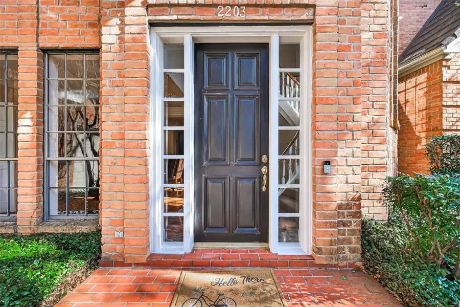 2203 Gleneagles Drive, League City, TX 77573 - Image #3