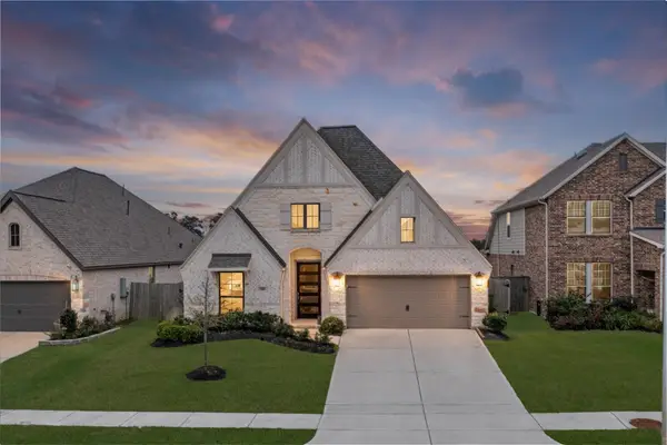 1108 Wandering Brook Street, Magnolia, TX 77354