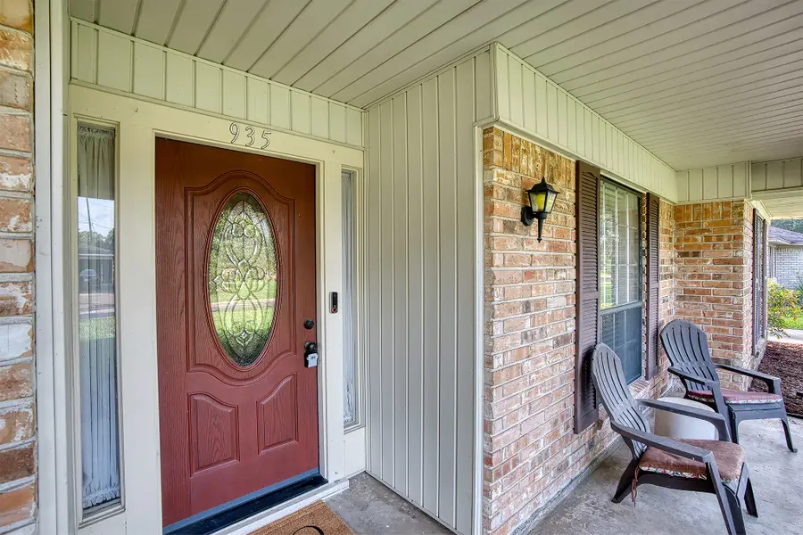 935 Chatwood Drive, Beaumont, TX 77706 - #3
