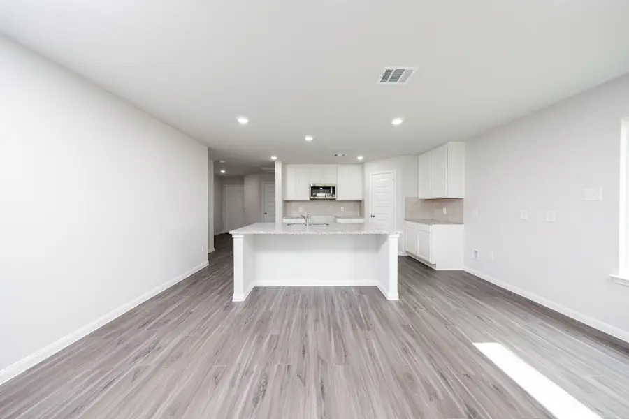 16547 Willow Forest Drive, Conroe, TX 77302 - Image #2