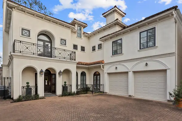 1419 Nantucket Drive, Houston, TX 77057