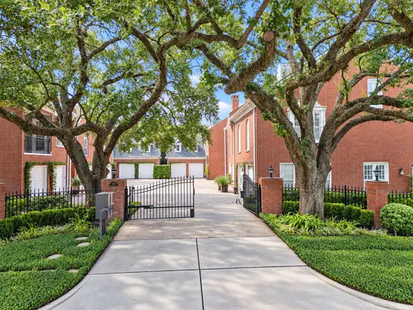 2902 W Lane Drive #G, Houston, TX 77027