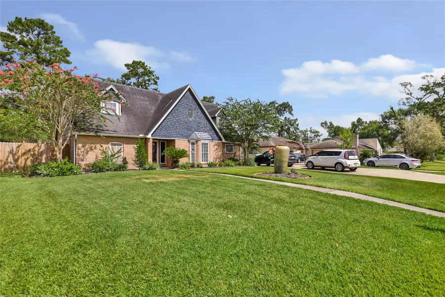 614 S Diamondhead Boulevard, Crosby, TX 77532 - #2