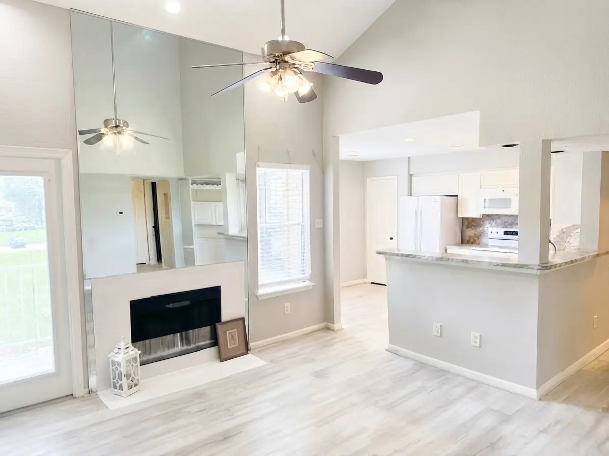 2011 Spenwick Drive #522, Houston, TX 77055 - #1
