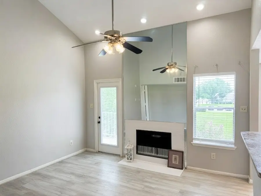 2011 Spenwick Drive #522, Houston, TX 77055 - #2