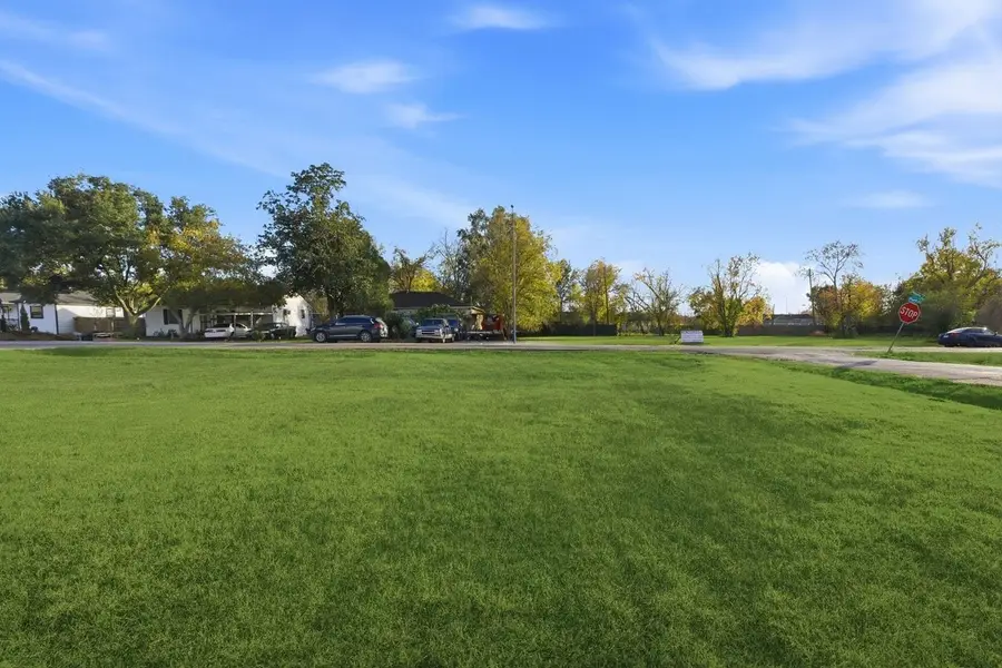 5043, 5045 Higgins And 5035,5037 Paula Street, Houston, TX 77033 - #3