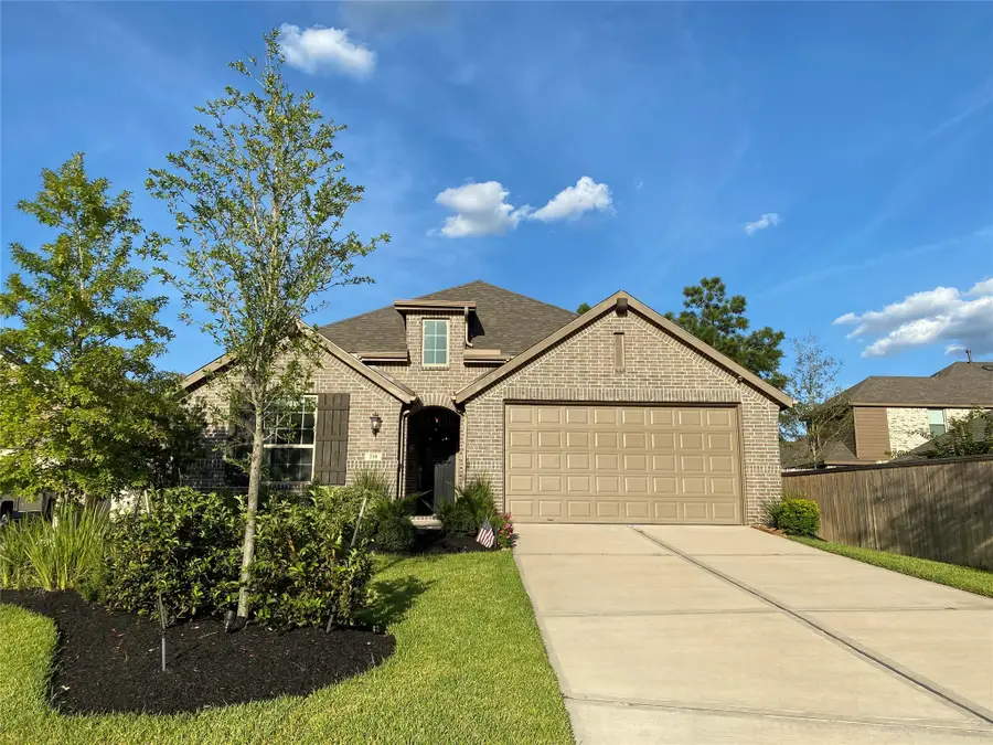 210 Emory Birch Drive, Montgomery, TX 77316 - Image #2
