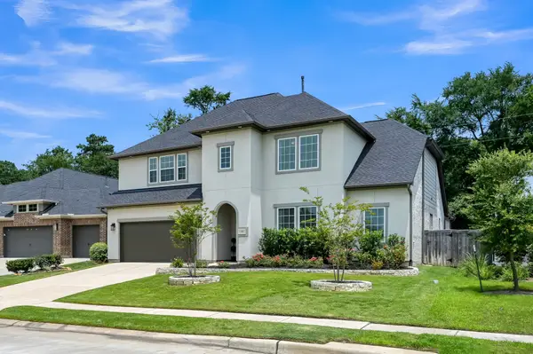 9738 Dani Lake Drive, Tomball, TX 77375