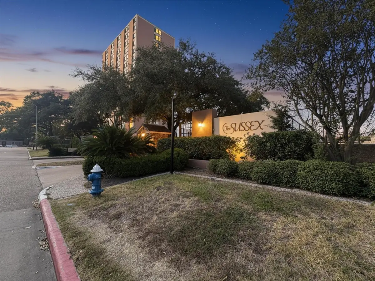 7510 Hornwood Drive #105, Houston, TX 77036 - Image #1