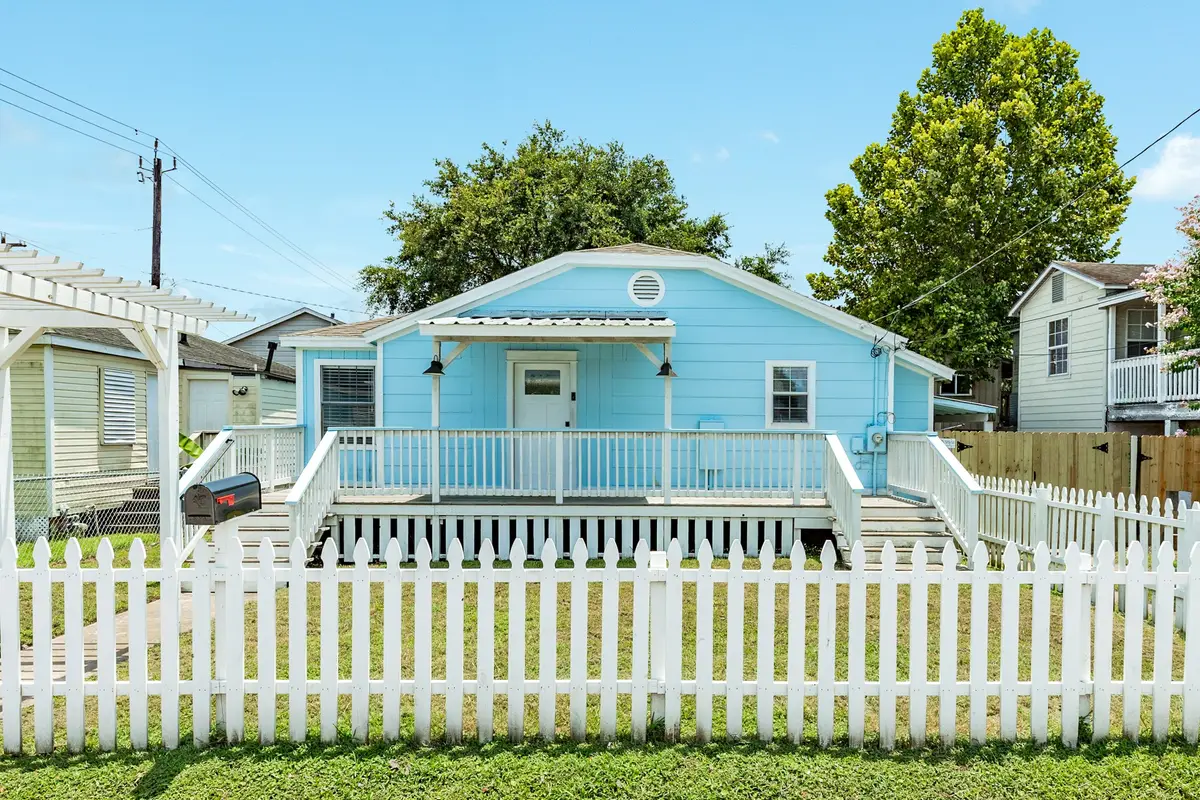 5507 Menard Avenue, Galveston, TX 77551 - #1