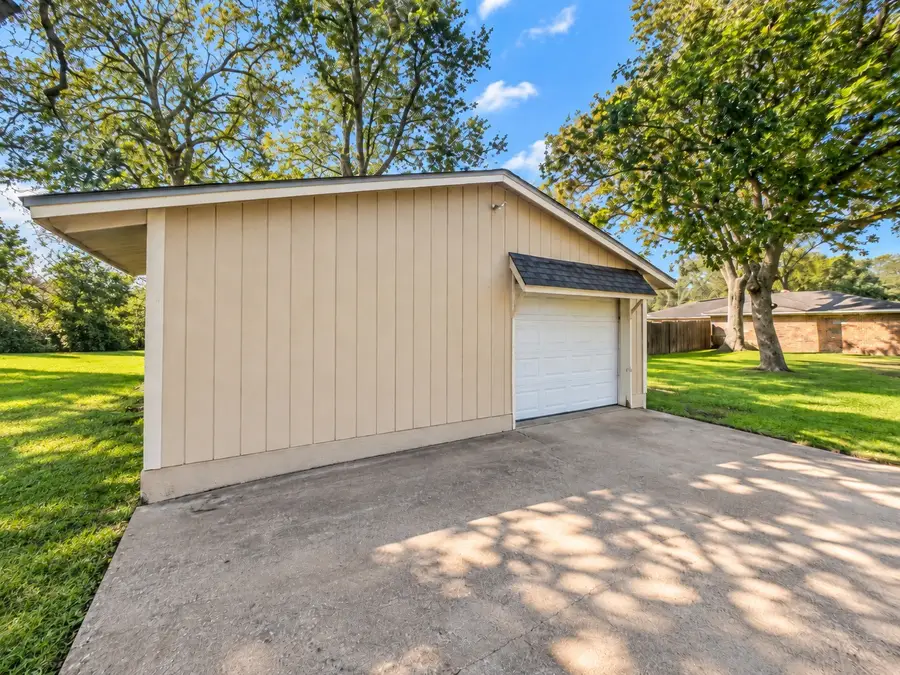 2605 N Abell Street, Wharton, TX 77488 - #2