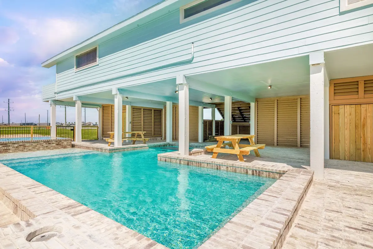 3120 Hwy 87, Port Bolivar, TX 77650 - #1
