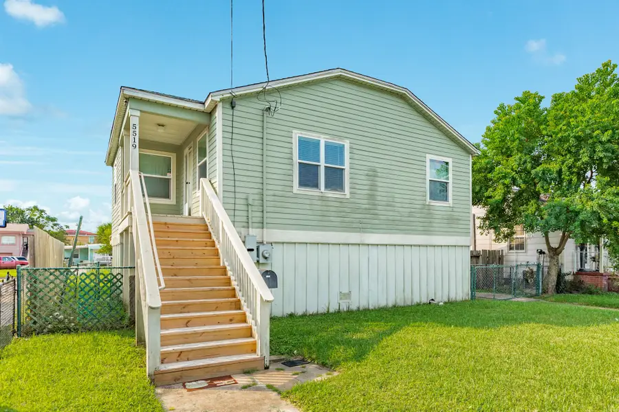 5519 Menard Avenue, Galveston, TX 77551 - #2