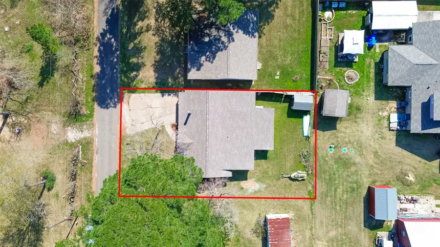 323 Lake Livingston Drive, Livingston, TX 77351 - #2