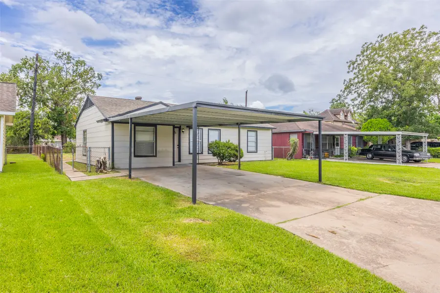 5007 Northridge Drive, Houston, TX 77033 - Image #2