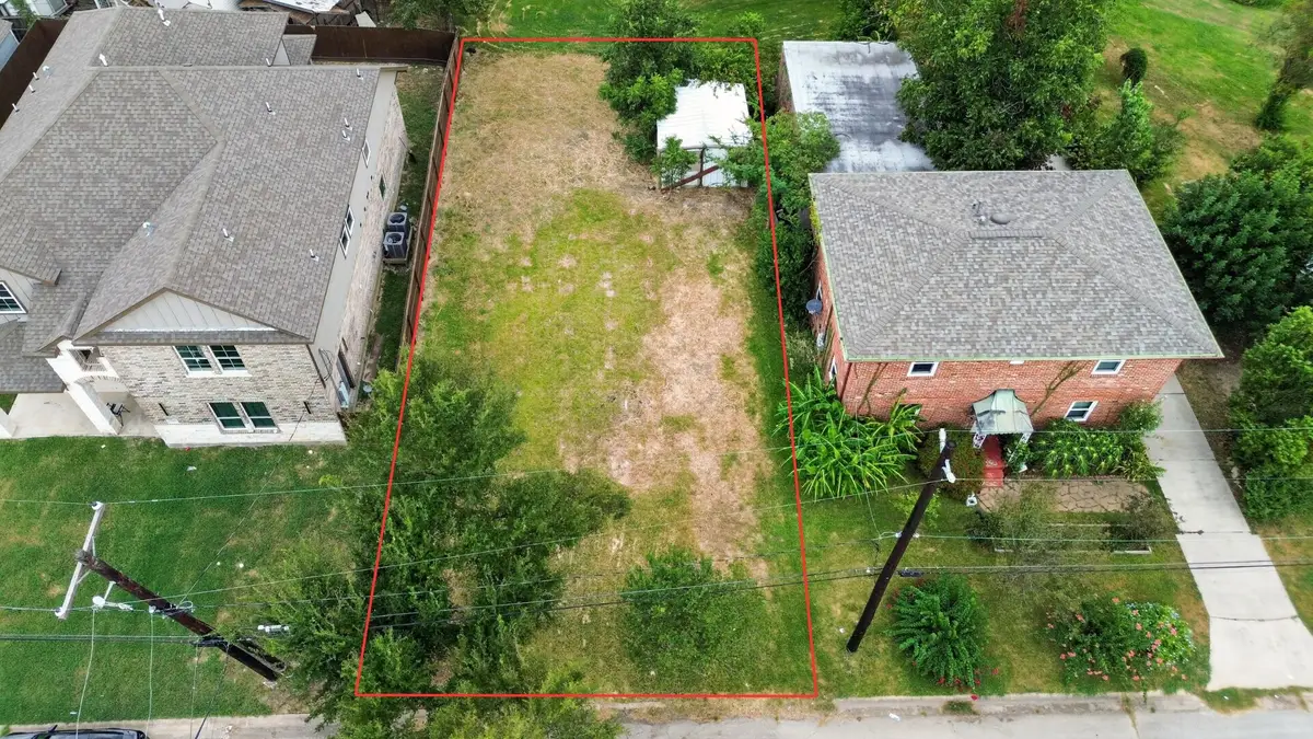 206 West Thomas Avenue, Pasadena, TX 77506 - #1