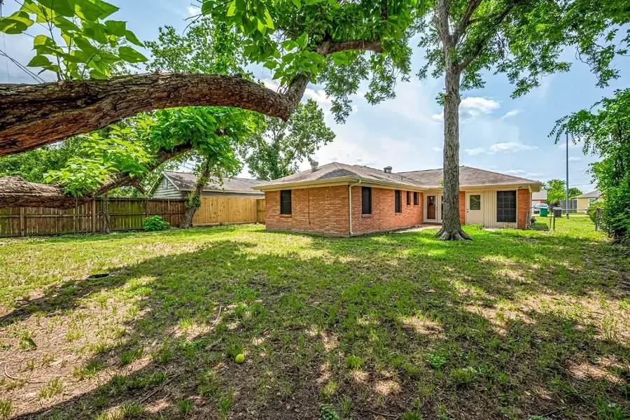 2218 Silverbonnet Street, Houston, TX 77055 - #2