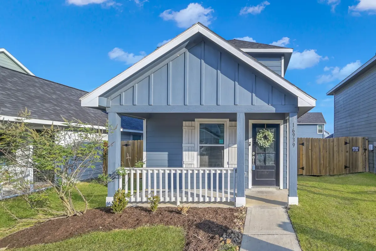 16939 Marie Village Drive, Conroe, TX 77306 - Image #1