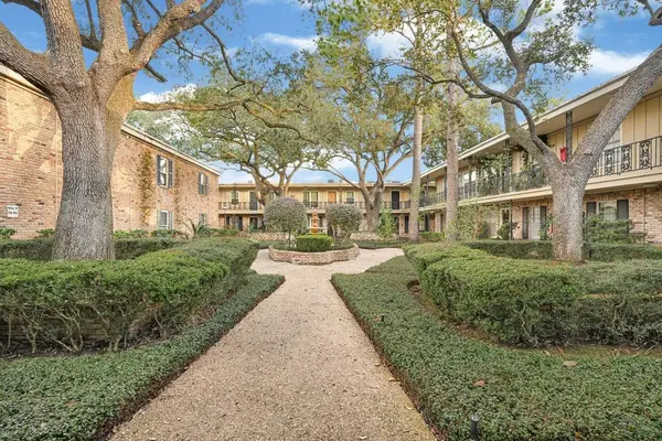 3224 Timmons Lane #130, Houston, TX 77027