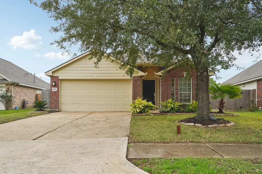 6715 Lilacbrook Court, Spring, TX 77379 - Image #3