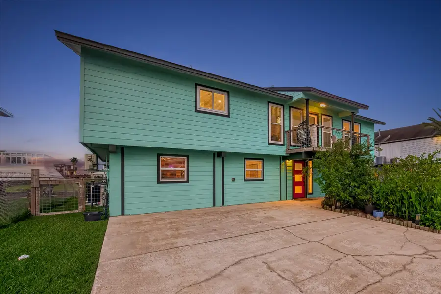 9 N White Heron Drive, La Marque, TX 77568 - #2