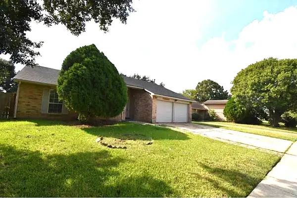 8006 Marisol Drive, Houston, TX 77083