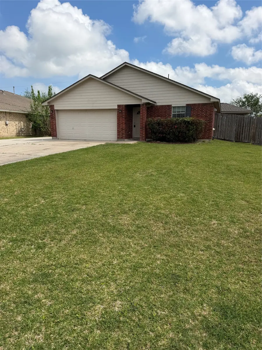 3402 23rd St N, Texas City, TX 77590 - #2