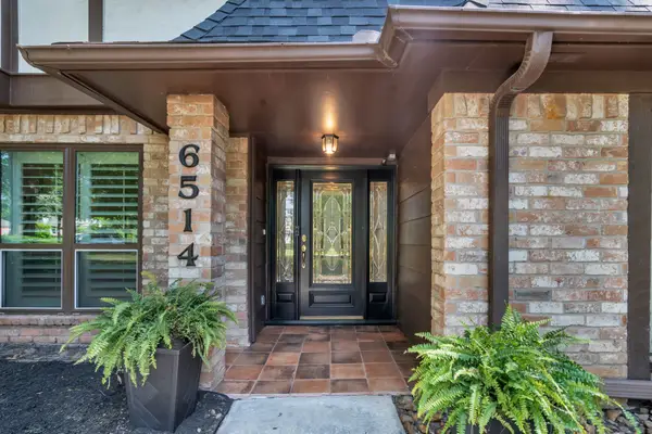 6514 Larkmount Drive, Spring, TX 77389