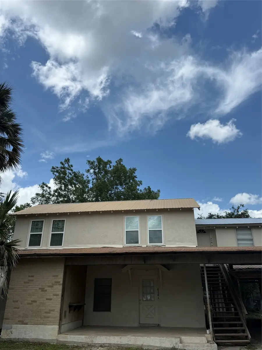 618 S 6th Street, Kenedy, TX 78119 - #2