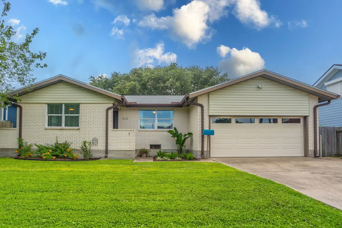 4110 Avenue Q 1/2, Galveston, TX 77550 - #1