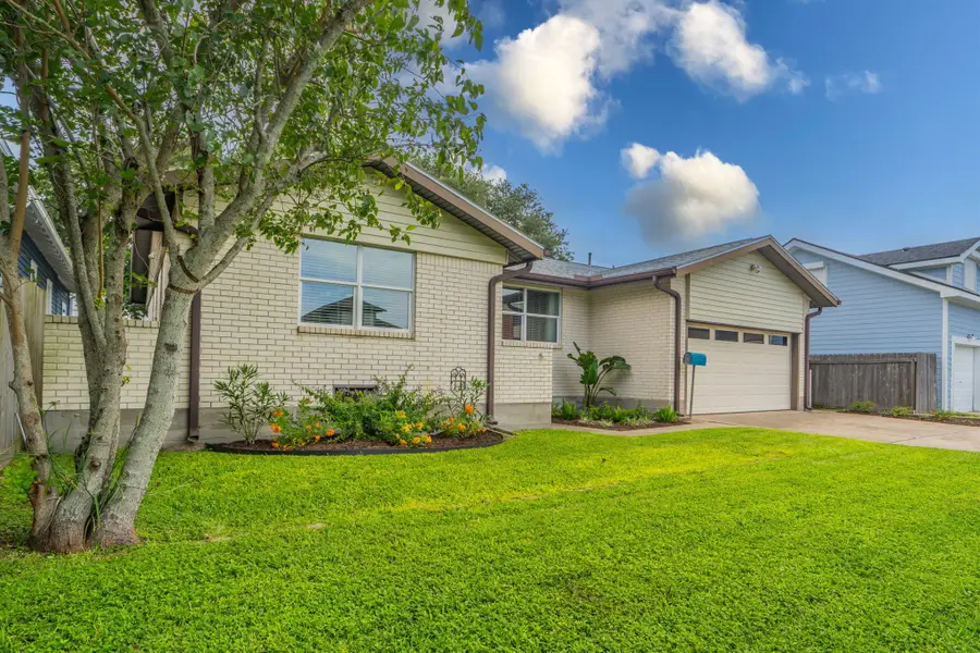 4110 Avenue Q 1/2, Galveston, TX 77550 - #3