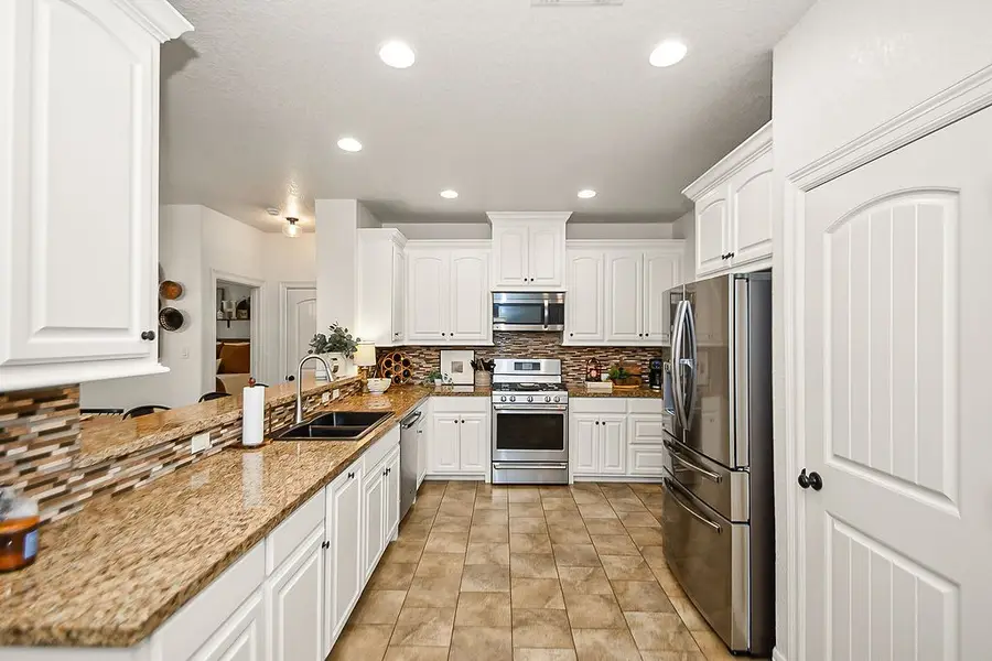 235 Wentworth Drive, West Columbia, TX 77486 - #3