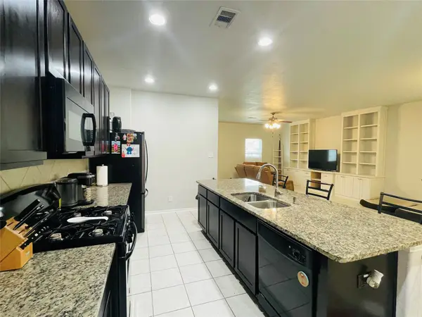 30565 Pleasant Oaks Drive, Magnolia, TX 77355