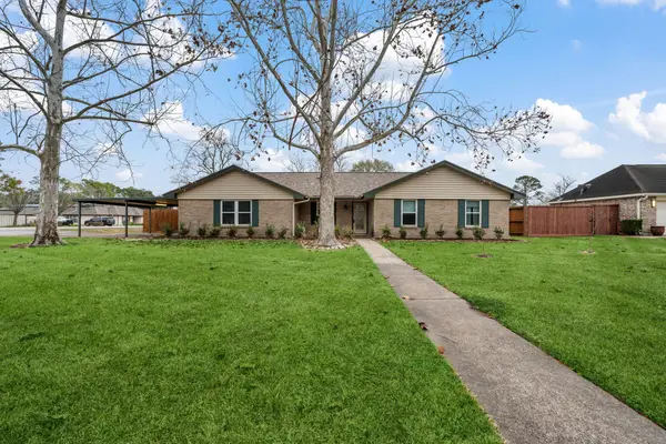 2531 Thelma Street, Pearland, TX 77581