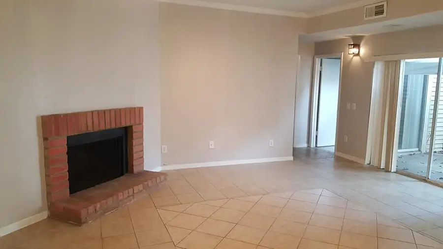 9809 Richmond Avenue #G12, Houston, TX 77042 - Image #3