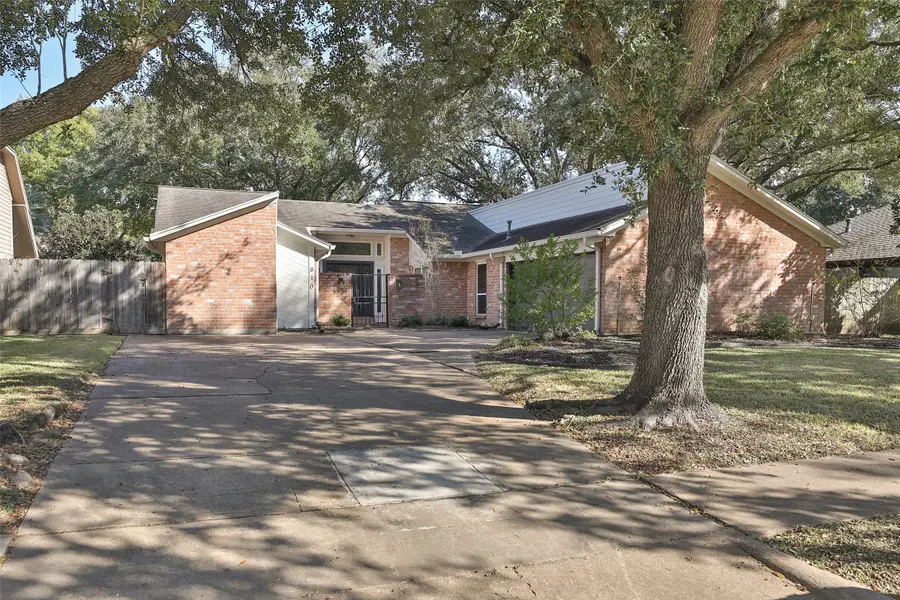 810 Palm Grove Circle, Sugar Land, TX 77498 - Image #3