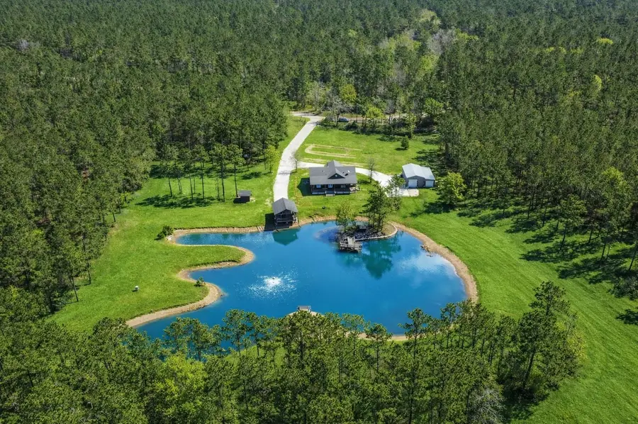 214 Hunters Hill Road, Oakhurst, TX 77359 - #2