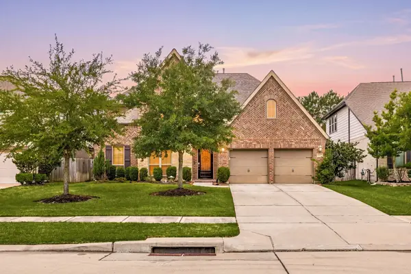 10118 Peytons Grace Ln, Cypress, TX 77433