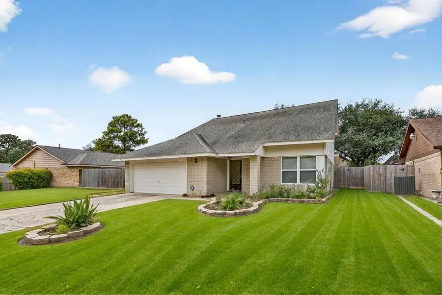 9122 Cypress Square Drive, Spring, TX 77379 - Image #2