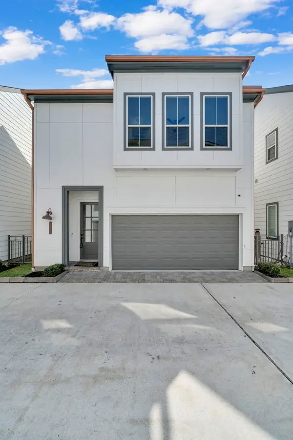 9551 Neuens Rd Road #B, Houston, TX 77080